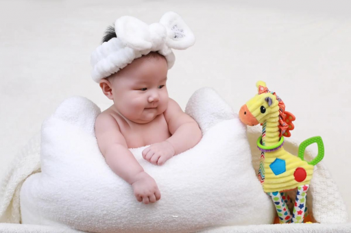 项城宝宝几个月翻身 项城宝宝几个月翻身